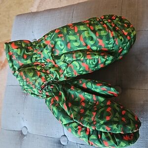 🌟3/$25🌟 Festive Christmas Edition Heineken Mitts